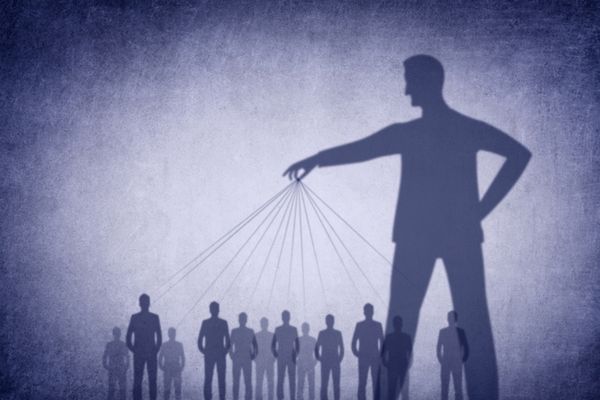 manipulator controlling a group of people - manipulators playbook